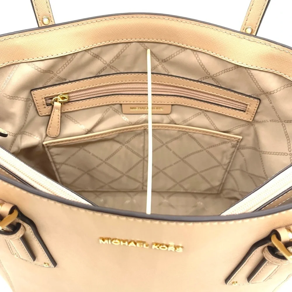 Michael Kors Voyager East West Tote Bag